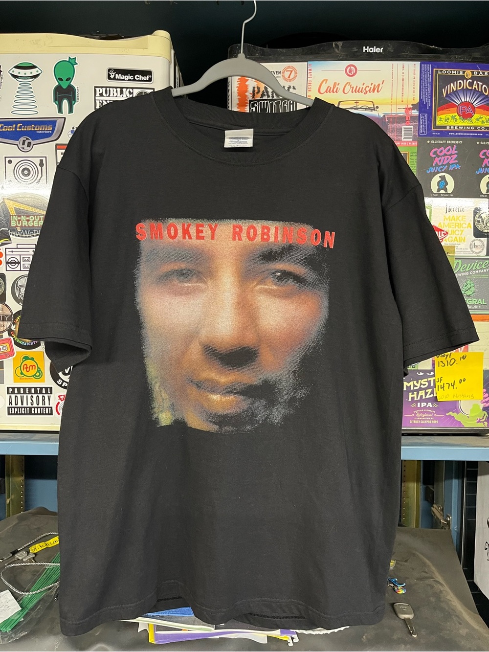 2001 Smokey Robinson Tee